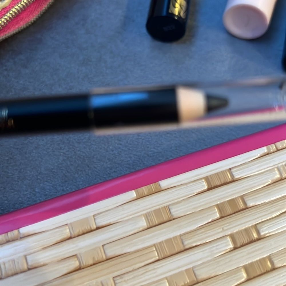 Estée Lauder Spring Makeup - Picture 6 of 8